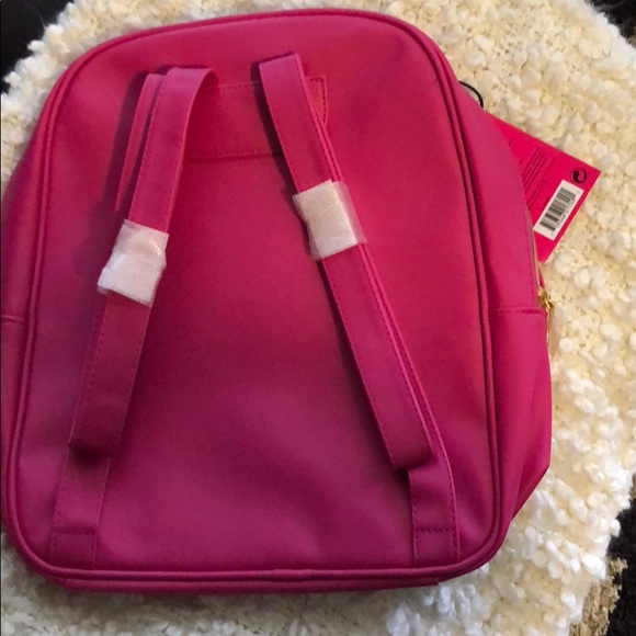 Back pack - Picture 2 of 2